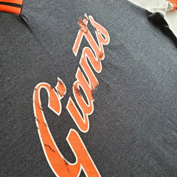 Like NEW SF Giants Mitchell & Ness MEN'S V-neck Baseball Tee XXL - Picture 3 of 7